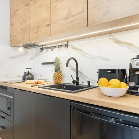 Baltic Twist With Balcony By Renters Ястшембя-Гура