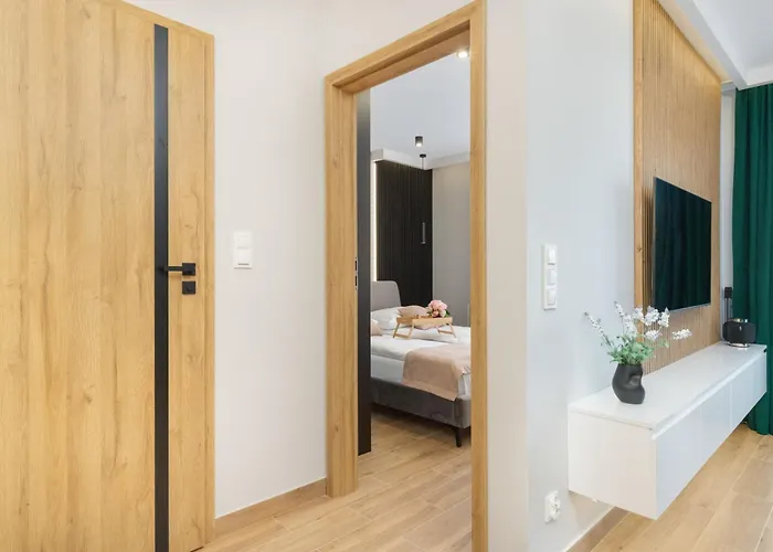 Baltic Twist With Balcony By Renters Lägenhet