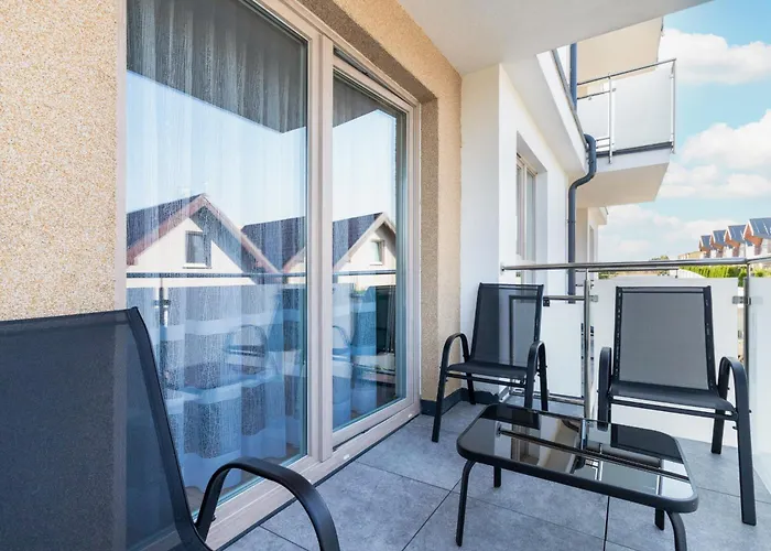 Baltic Twist With Balcony By Renters Lägenhet Jastrzębia Góra