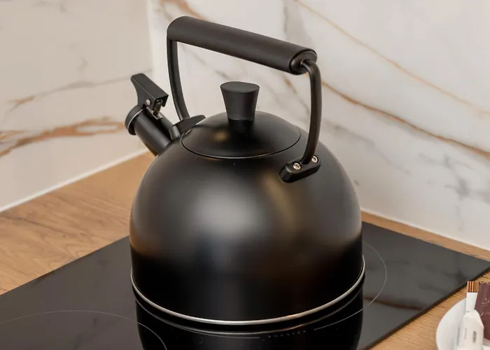 Baltic Twist With Balcony By Renters Lägenhet *